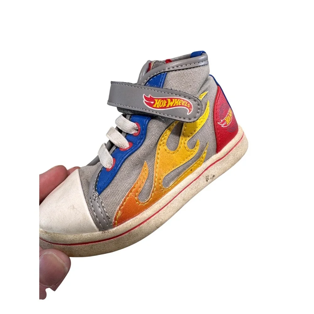 Hot Wheels High Top Sneakers Toddler Size 6 Flames‎ Hook Loop Zip Gray Red Blue